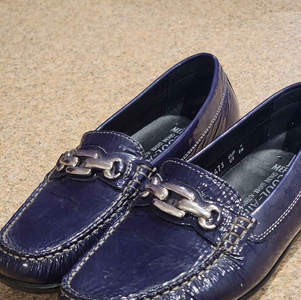 MEPHISTO NAVY BLUE PATENT LEATHER SLIP ON LOAFERS SZ 6.5 NICE
